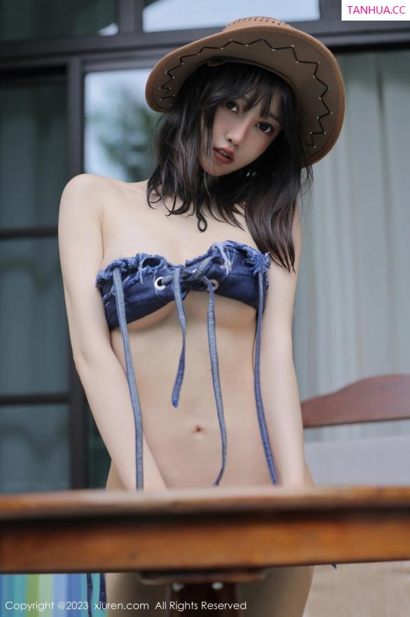 玥儿玥  [XiuRen]高清写真图 2023.03.31 No.6504 玥儿玥er 万宁旅拍第64张图片